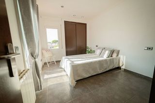 Casa pareada en venta en Escala, L´
