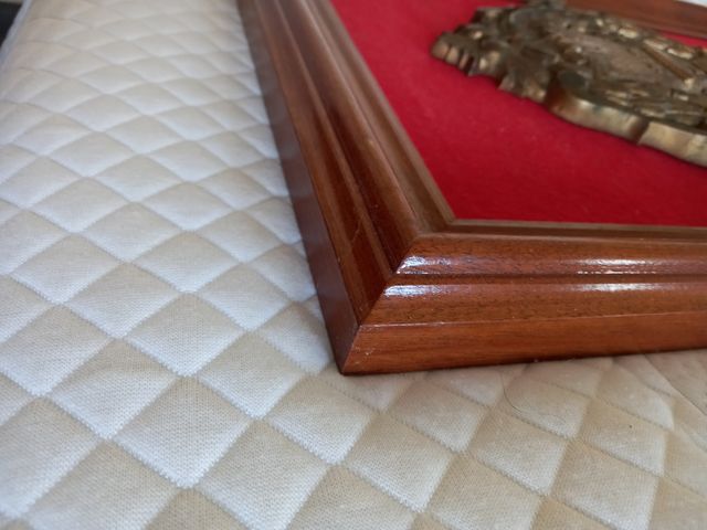 Metopa antiguo escudo de Ferrol enmarcado