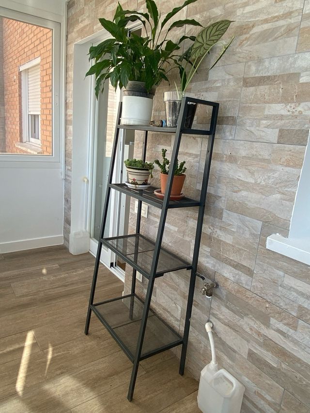 Estantería metálica negra 4 baldas