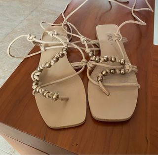 Sandalias romanas ZARA beige 36