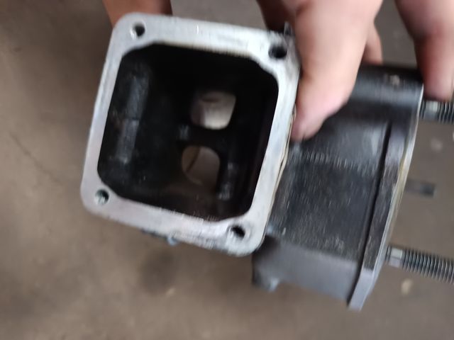 Cilindro derecho Yamaha rd350 31k