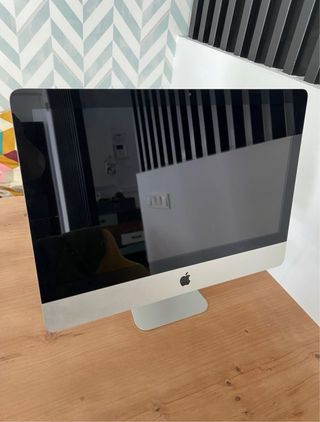 iMac 21" (Apple) Plata
