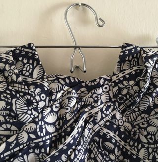 Top palabra de honor Anthropologie XS azul