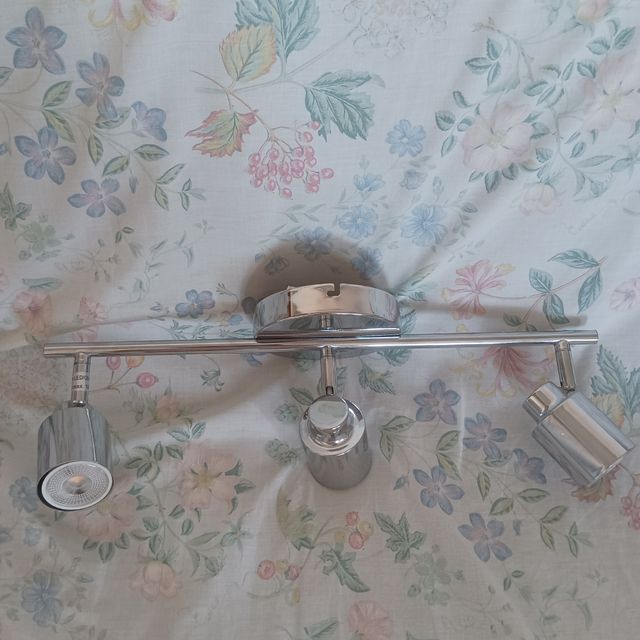 Foco LED 3 luces - Cromado