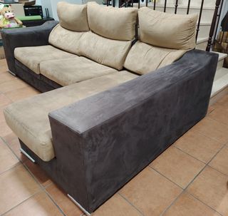 Sofá chaise longue beige y marrón