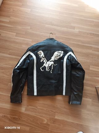 Cazadora cuero vintage Racing.
