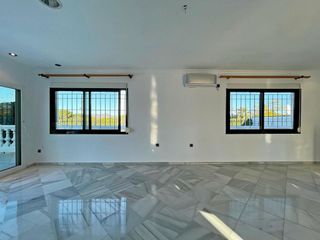 Chalet en alquiler en Pinos de Alhaurín - Periferia en Alhaurín de la Torre