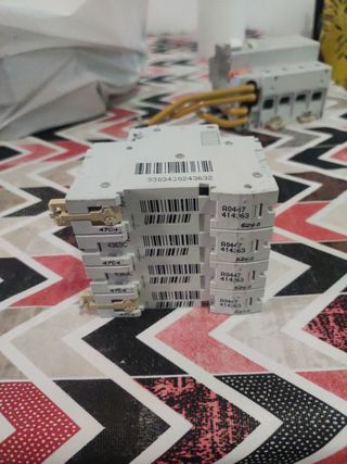 Interruptor magnetotérmico trifásico C60N