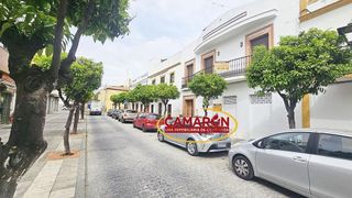 Chalet en venta en Gelves