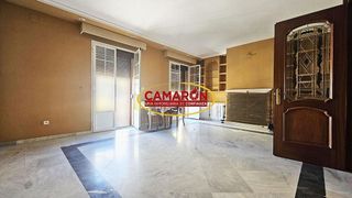 Chalet en venta en Gelves