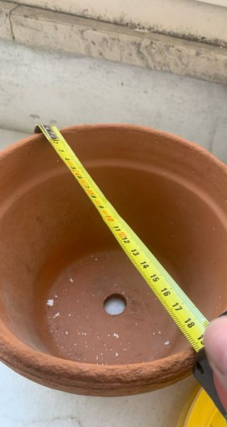 Vasi (2) - terracotta e plastica e sottovaso giall