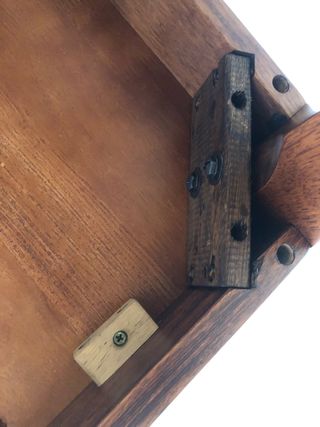 Mesa comedor madera maciza.
150x90cm
75cm alto