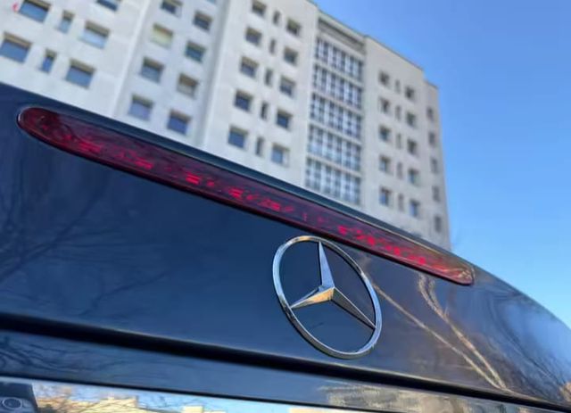 Luz freno Mercedes Benz