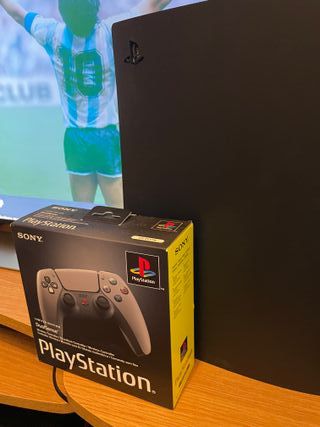 PS5 Digital Edition + DS 30th Aniversario