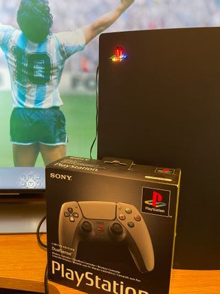 PS5 Digital Edition + DS 30th Aniversario