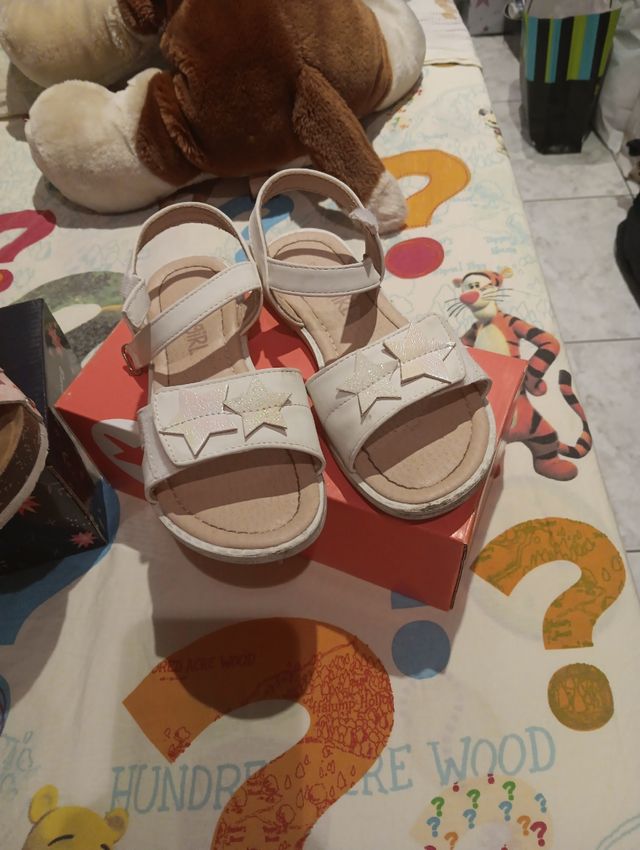 Sandalias niña blancas y rosas