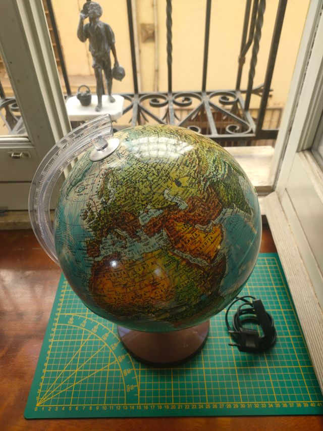 Mappamondo vintage anni '70/'80