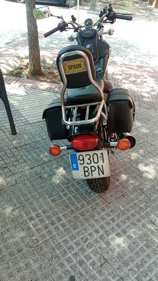 Suzuki Marauder 250cc - Moto Verde