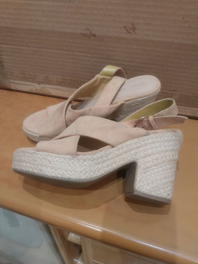 lote de 3 sandalias (las 3 x 10 €)
