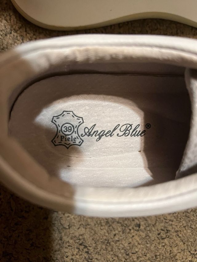 Zapatillas Angel Blue blancas y grises