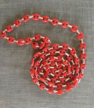 Catena rossa e argento per borse