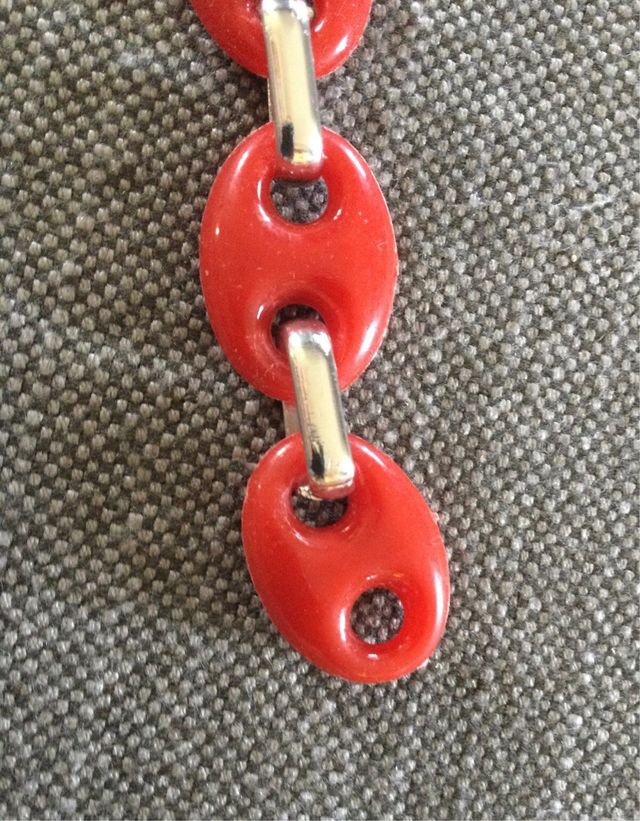 Catena rossa e argento per borse