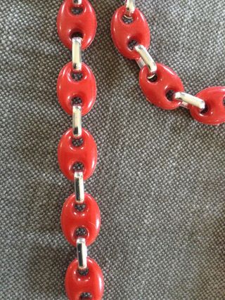 Catena rossa e argento per borse