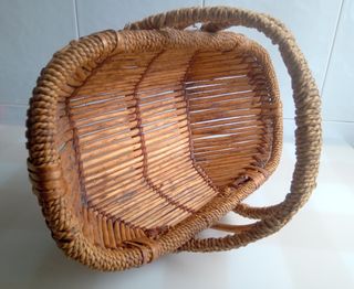 Cesta mimbre vintage marrón