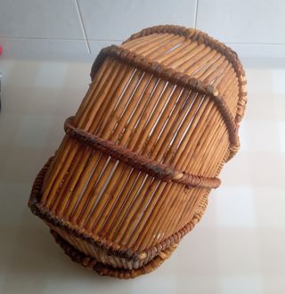 Cesta mimbre vintage marrón