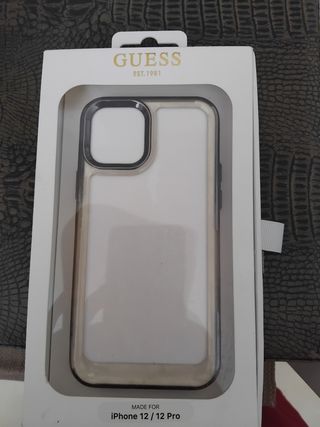 Carcasa iPhone 12/12Pro Guess