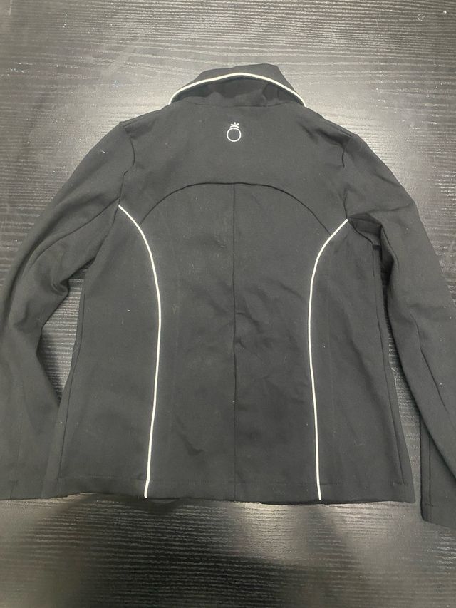 Chaqueta hípica niño/a negra. Decathlon.