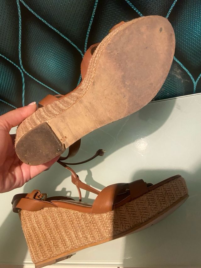 Sandalias cuña Mango Violeta