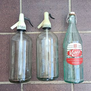 2 Sifones El Gallo + Botella gaseosa Konga.