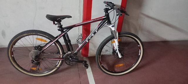 Bicicleta de montaña GT Avalanche