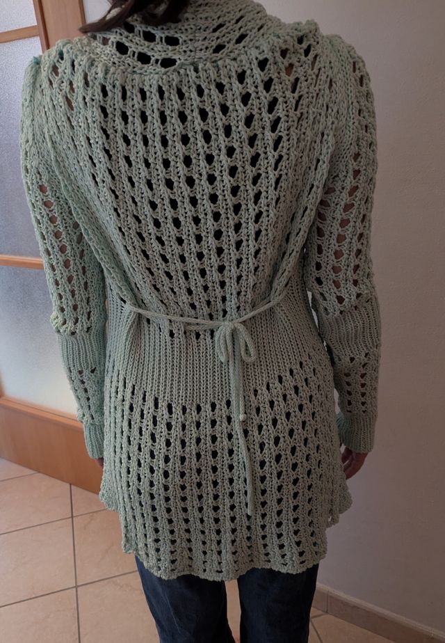 Cardigan menta lavorato a maglia