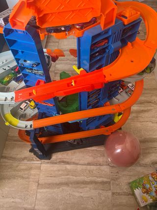 Hot Wheels Ultimate Garage