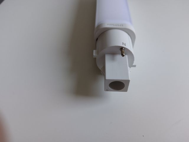 Bombilla LED Philips CorePro PL-C 1100 lúmenes