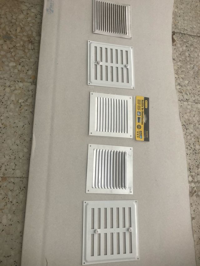 Válvulas de Agua 1/2" y rejillas