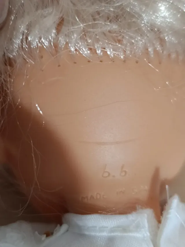 Muñeca comunión Toyse, conserva la caja.