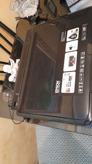 Impresora Epson XP-305 - Multifuncional