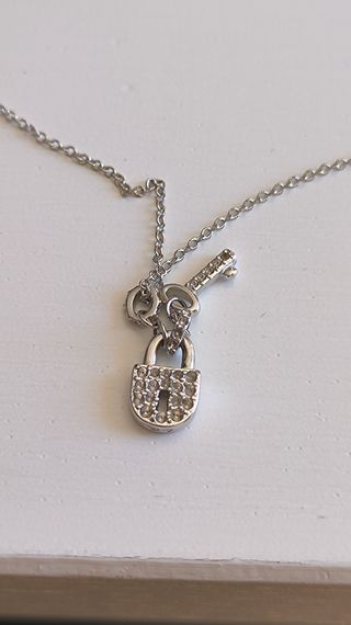 Joyas plata: anillo y pulseras