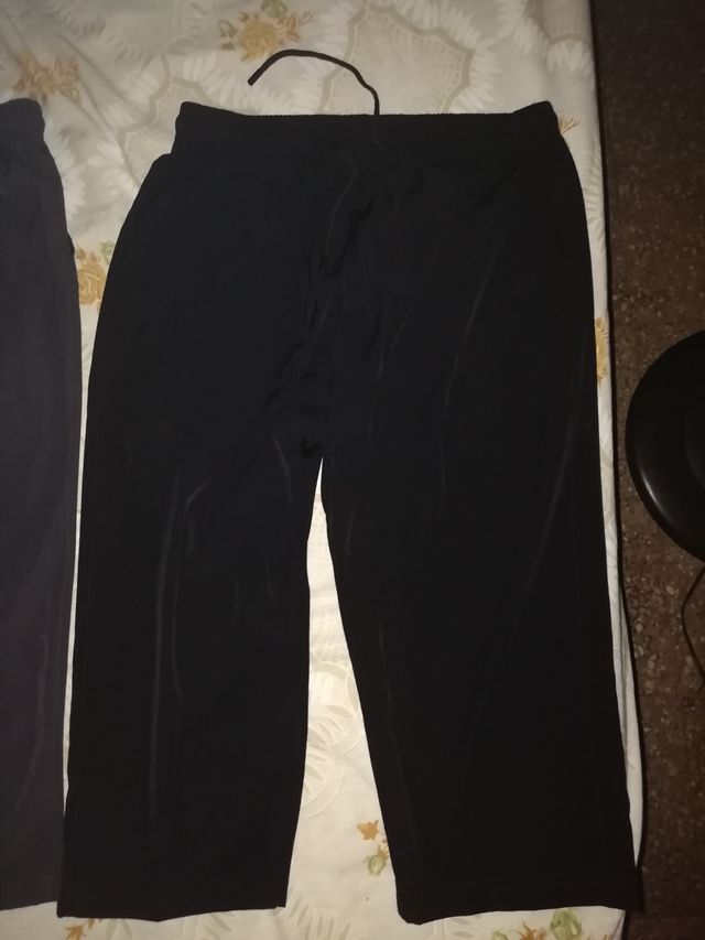 3 Pantalones pirata: Negro y Gris