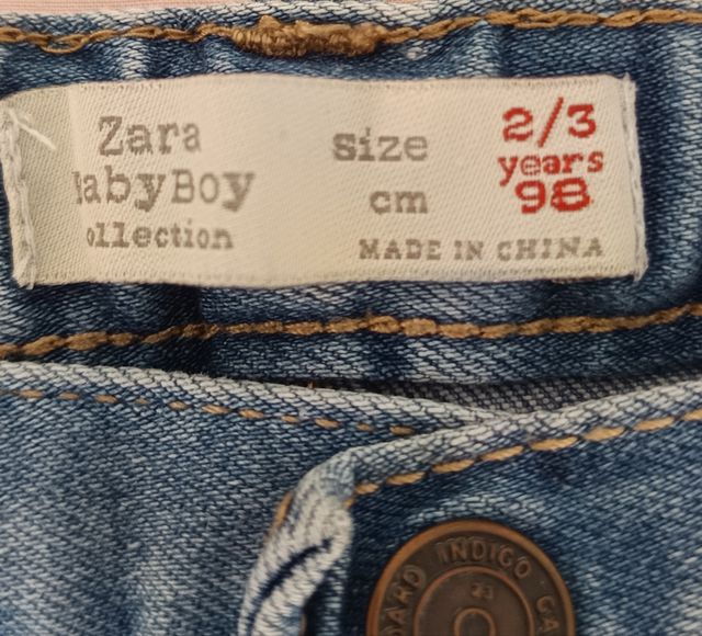 Pantalones vaqueros niño