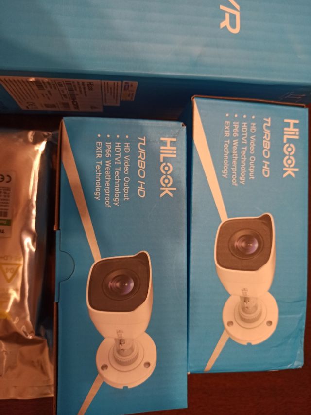Kit videosorveglianza Hilook Turbo HD 2 telecamere
