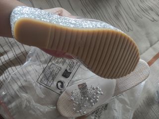 Sandalias cuña plata brillantes