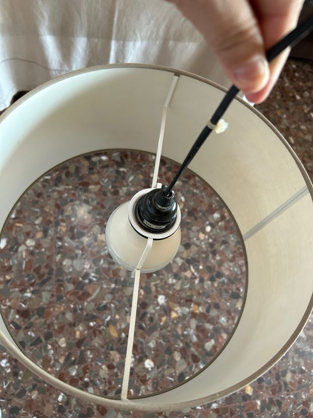 Lampara colgante IKEA beige