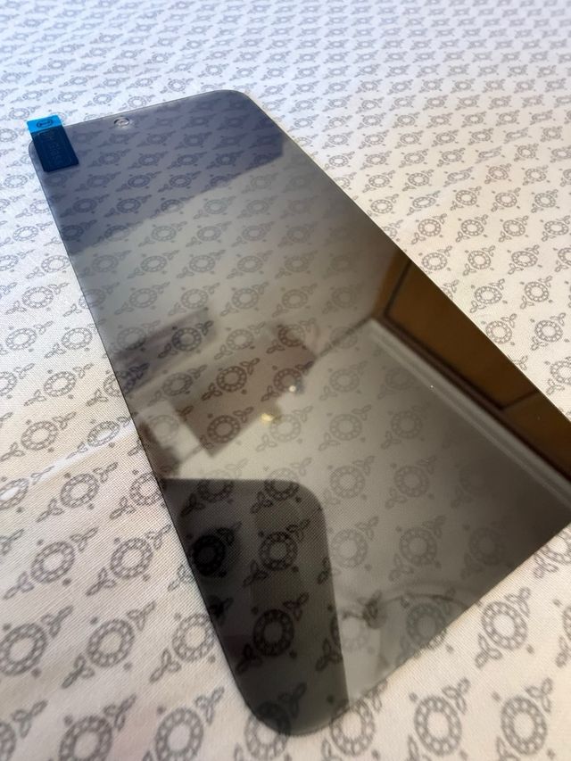 Protector pantalla iPhone 15 Pro Max + funda rosa