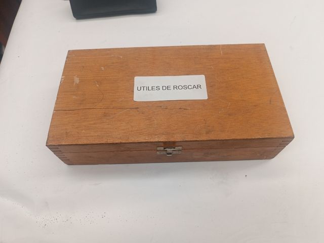 Porta para roscar en taladro columna