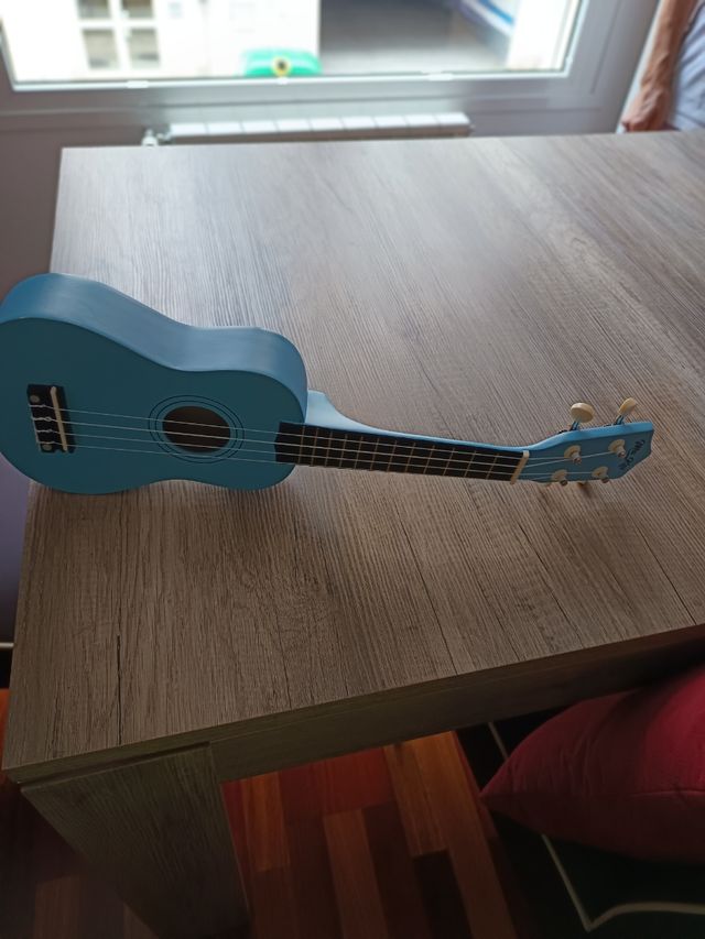 Ukelele azul infantil