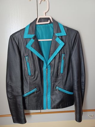 Cazadora piel negra-azul